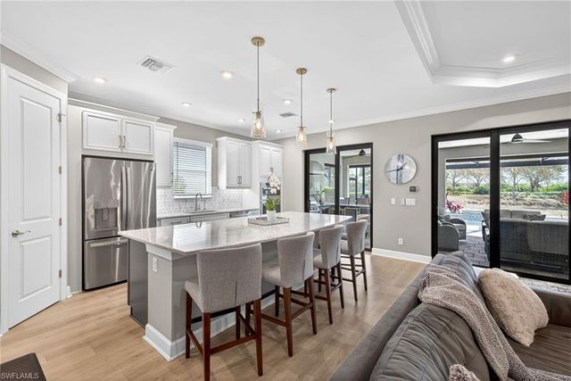 8915 Cappello CT, Naples, FL 34119