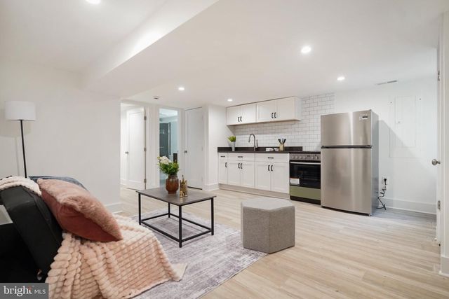 112 V ST NE, Washington, DC 20002