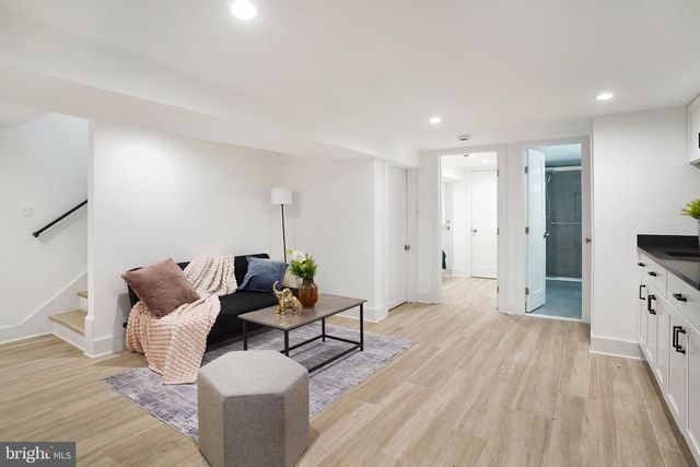 112 V ST NE, Washington, DC 20002