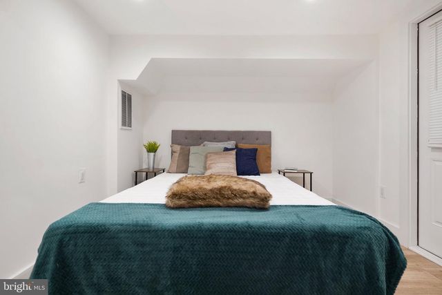 112 V ST NE, Washington, DC 20002