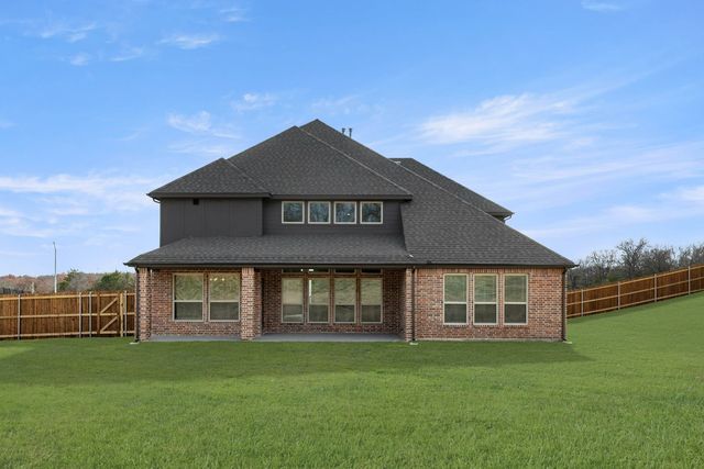 1107 Willow Lake Drive, Desoto, TX 75115