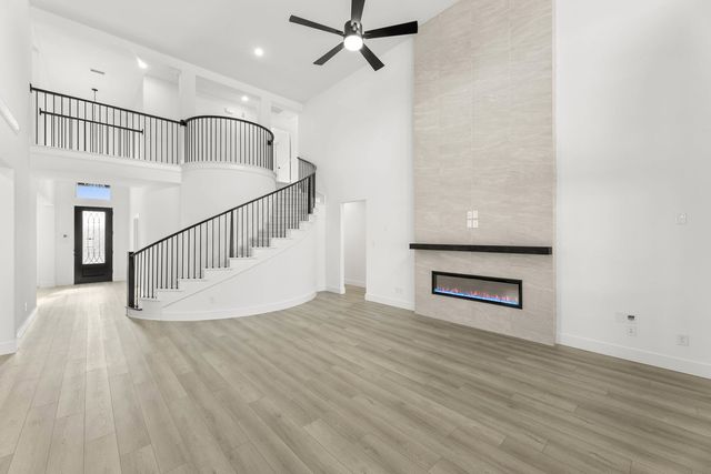 1107 Willow Lake Drive, Desoto, TX 75115