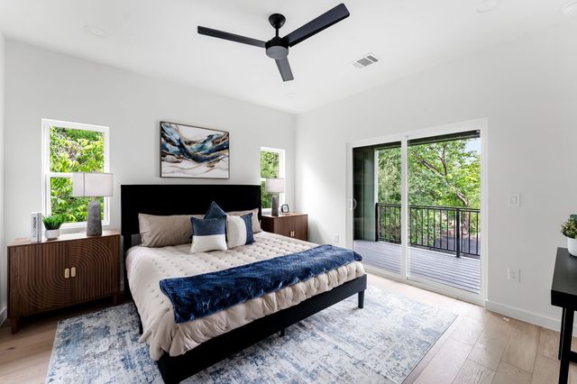 3204 Lyons RD 2, Austin, TX 78702