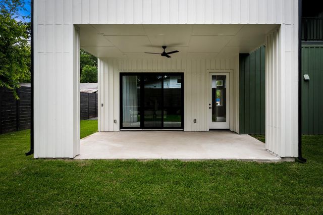 3204 Lyons RD 2, Austin, TX 78702