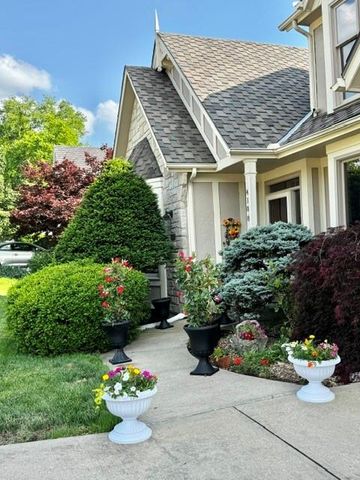 4108 NE Courtney Drive, Lee's Summit, MO 64064