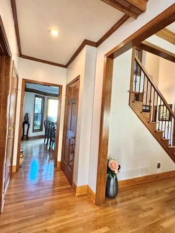 4108 NE Courtney Drive, Lee's Summit, MO 64064