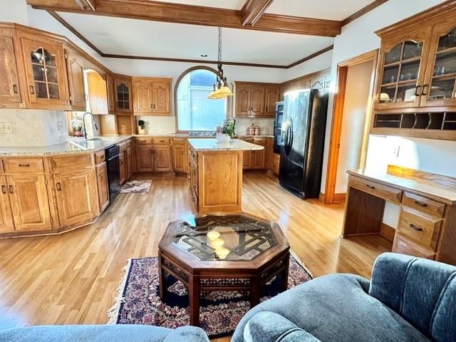 4108 NE Courtney Drive, Lee's Summit, MO 64064