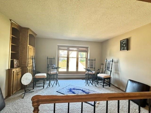 4108 NE Courtney Drive, Lee's Summit, MO 64064