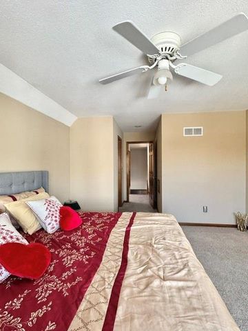 4108 NE Courtney Drive, Lee's Summit, MO 64064