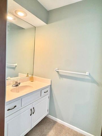 4108 NE Courtney Drive, Lee's Summit, MO 64064