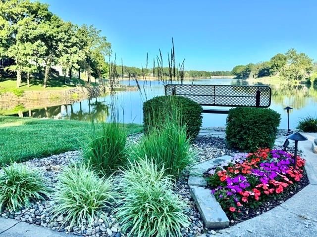 4108 NE Courtney Drive, Lee's Summit, MO 64064