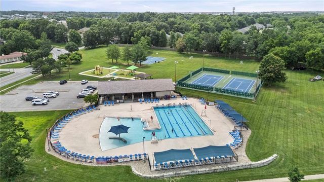 4108 NE Courtney Drive, Lee's Summit, MO 64064