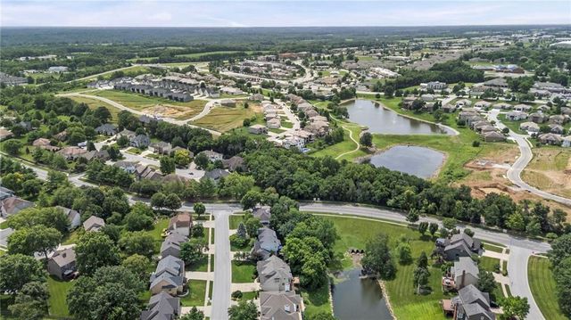 4108 NE Courtney Drive, Lee's Summit, MO 64064