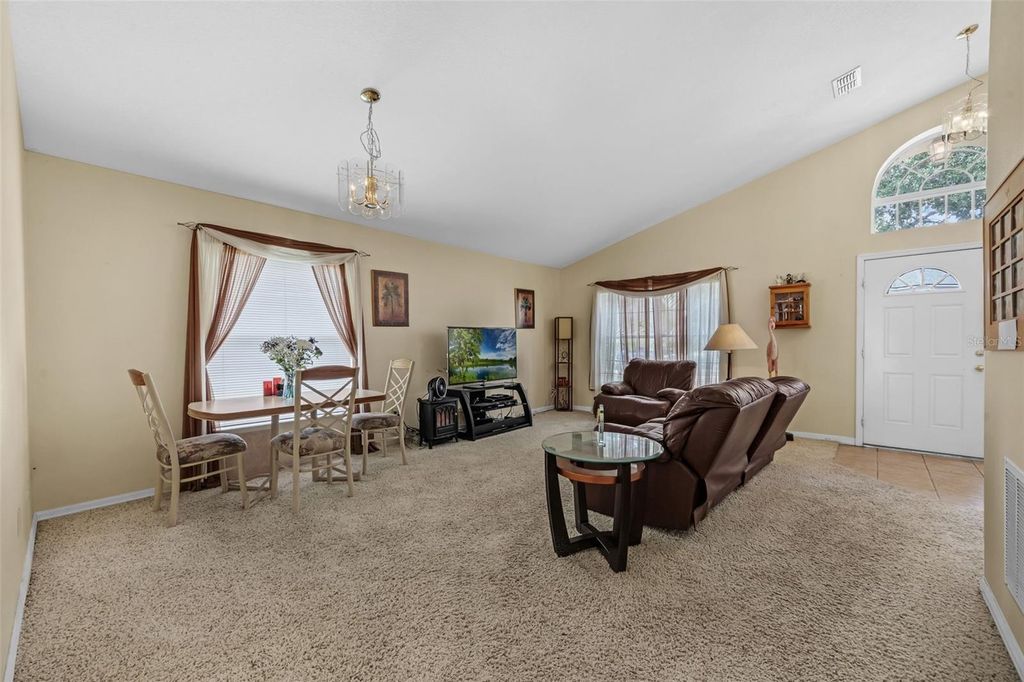 Image 12 of property listing at 4919 JETTON DRIVE, Orlando, FL 32837