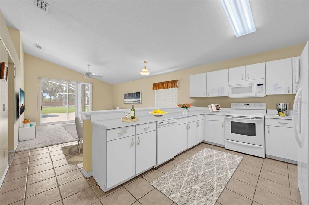 Image 17 of property listing at 4919 JETTON DRIVE, Orlando, FL 32837