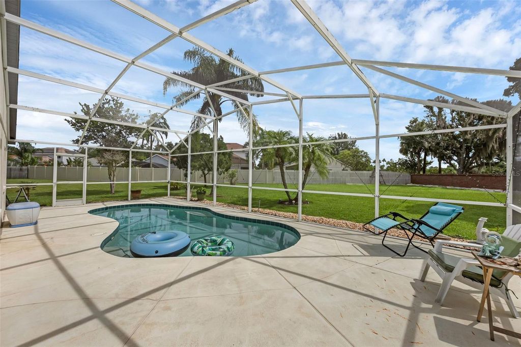 Image 3 of property listing at 4919 JETTON DRIVE, Orlando, FL 32837