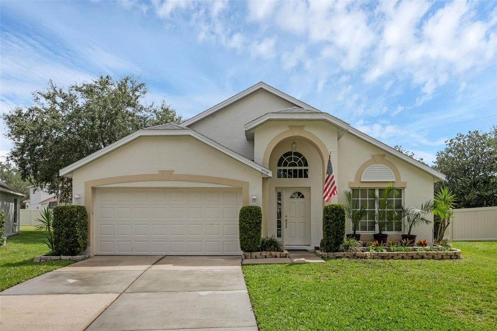 Image 38 of property listing at 4919 JETTON DRIVE, Orlando, FL 32837