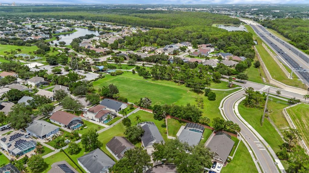 Image 48 of property listing at 4919 JETTON DRIVE, Orlando, FL 32837