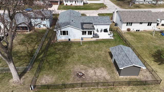 116 Dawn Drive, Elk Run Heights, IA 50707
