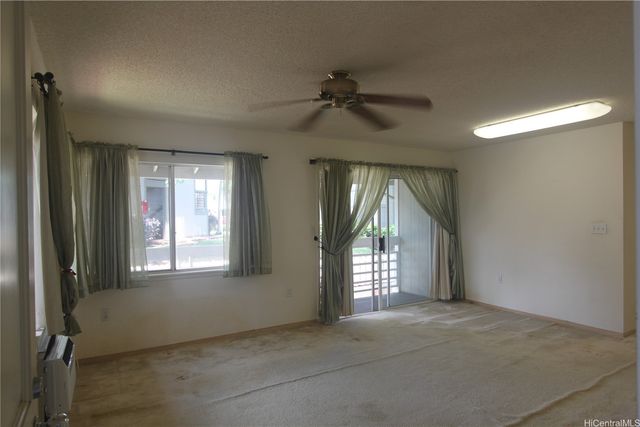 94-504 Kupuohi Street 6203, Waipahu, HI 96797