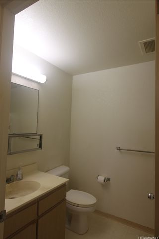 94-504 Kupuohi Street 6203, Waipahu, HI 96797