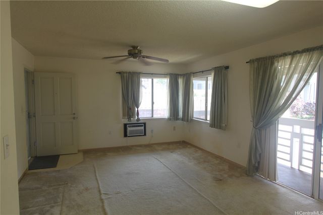 94-504 Kupuohi Street 6203, Waipahu, HI 96797