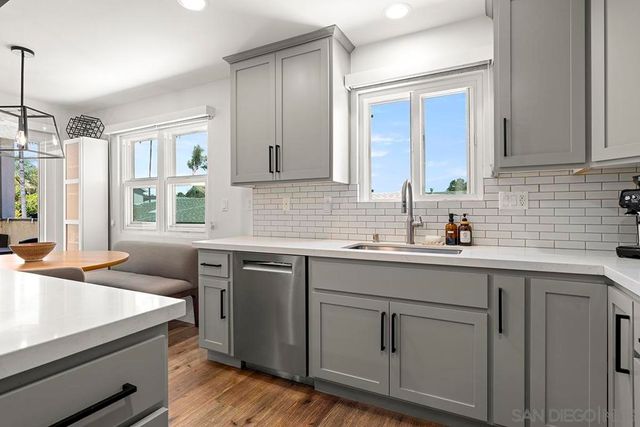 3021 B, San Diego, CA 92102