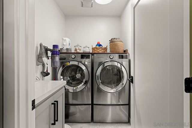 3021 B, San Diego, CA 92102