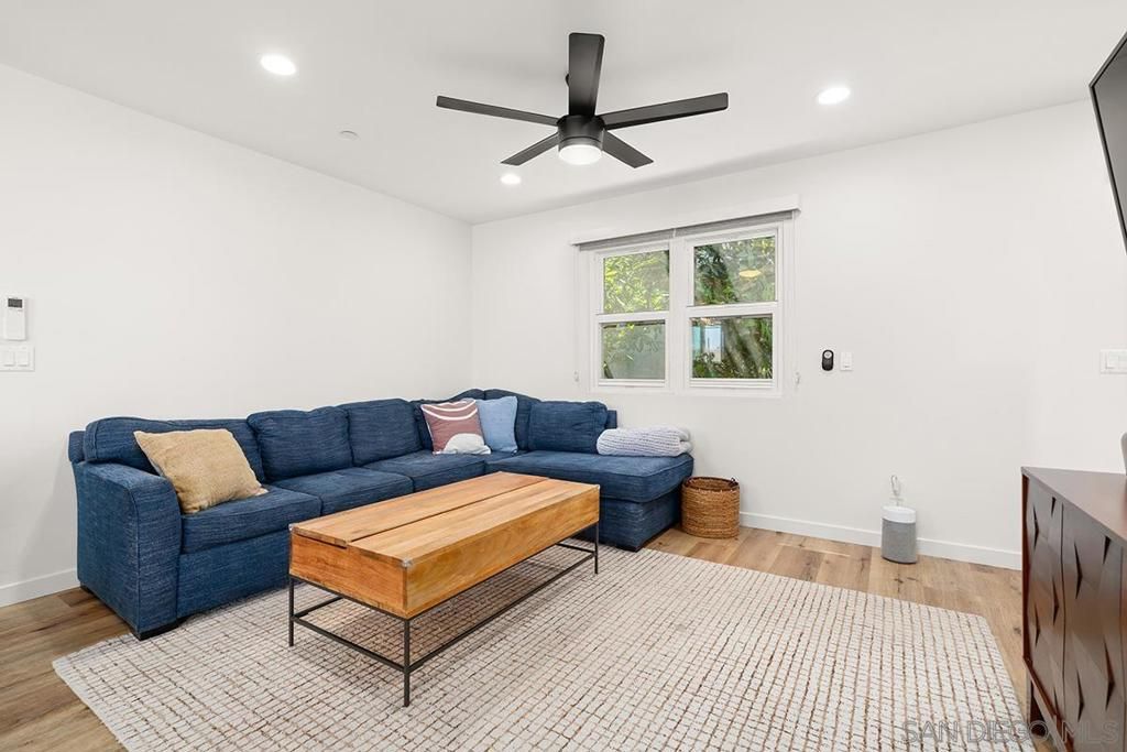 Image 20 of property listing at 3021 B, San Diego, CA 92102