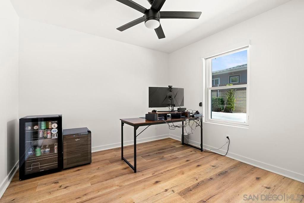 Image 26 of property listing at 3021 B, San Diego, CA 92102