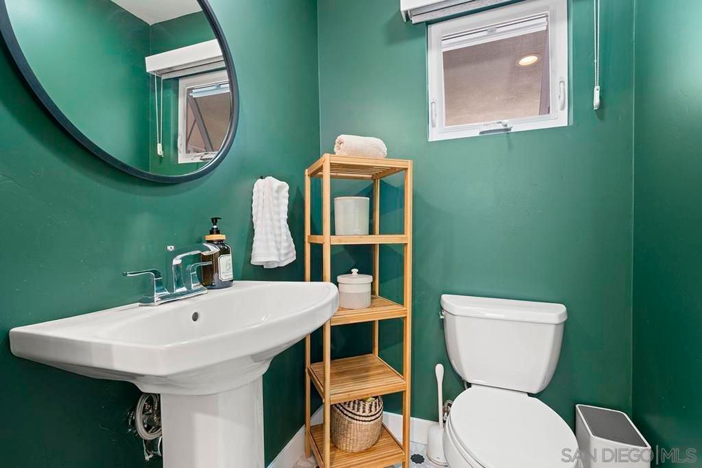 Image 32 of property listing at 3021 B, San Diego, CA 92102