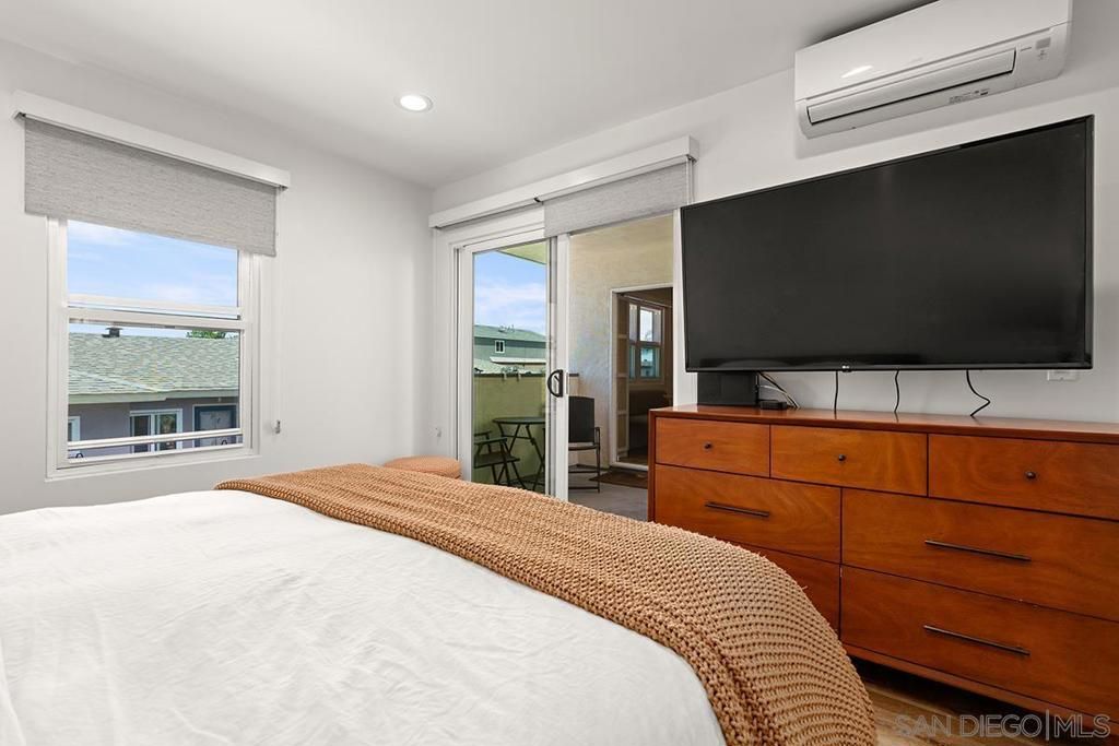 Image 34 of property listing at 3021 B, San Diego, CA 92102