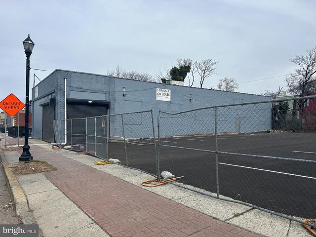 1388-1390 HADDON AVE, Camden, NJ 08103