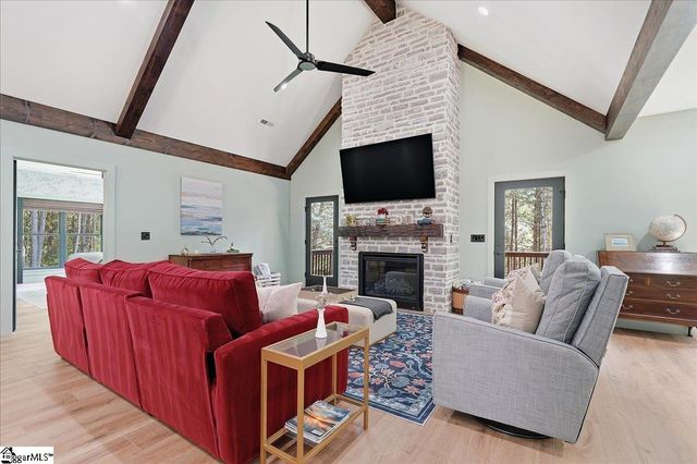 509 Great Oak Way, Seneca, SC 29672