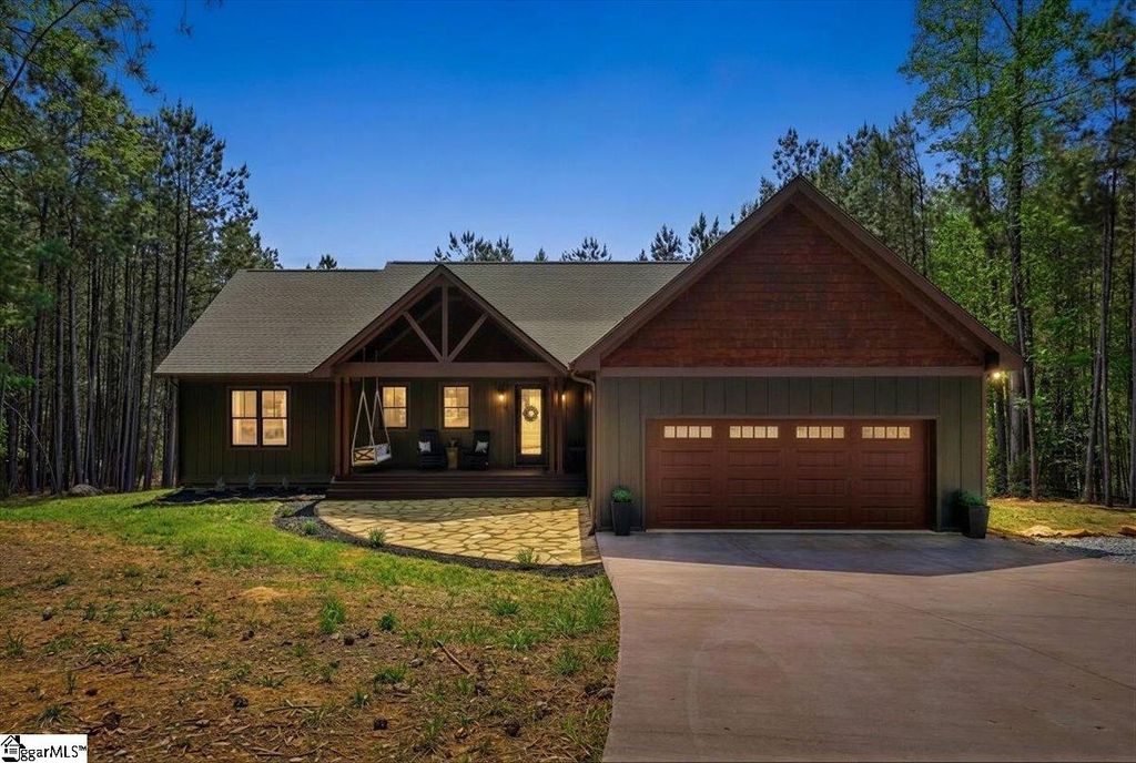 509 Great Oak Way, Seneca, SC 29672