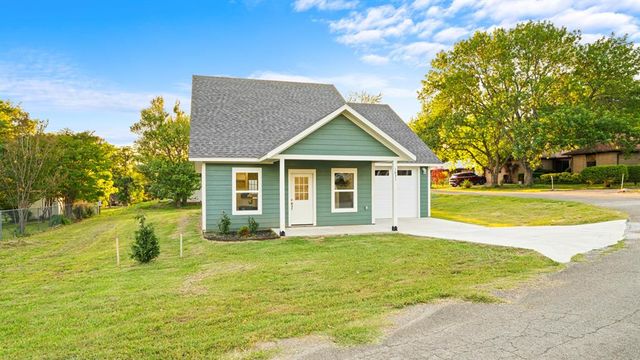 1831 Rockford Drive, Eufaula, OK 74432