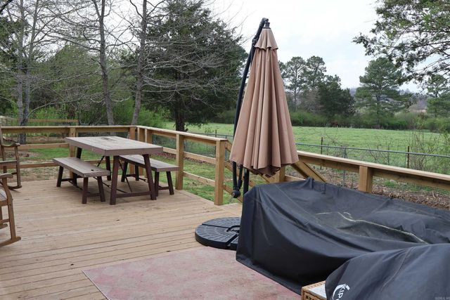 75 New Street, Quitman, AR 72131