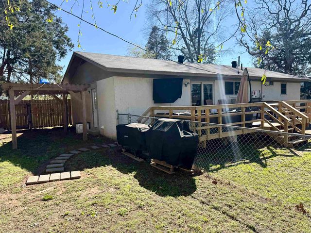 75 New Street, Quitman, AR 72131