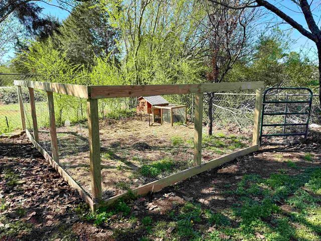 75 New Street, Quitman, AR 72131