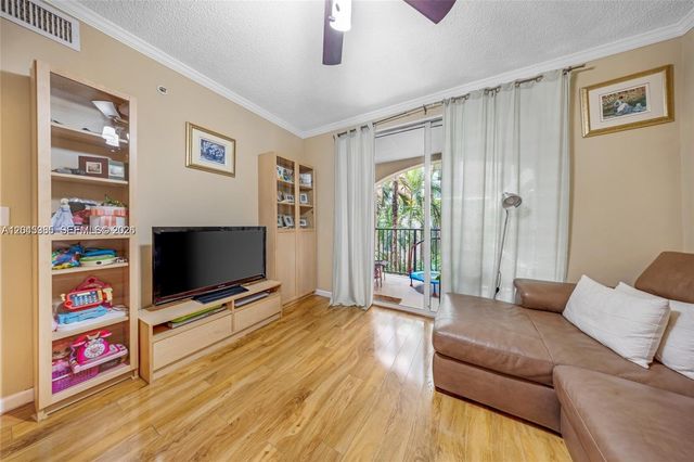 17150 N Bay Rd 2222, Sunny Isles Beach, FL 33160