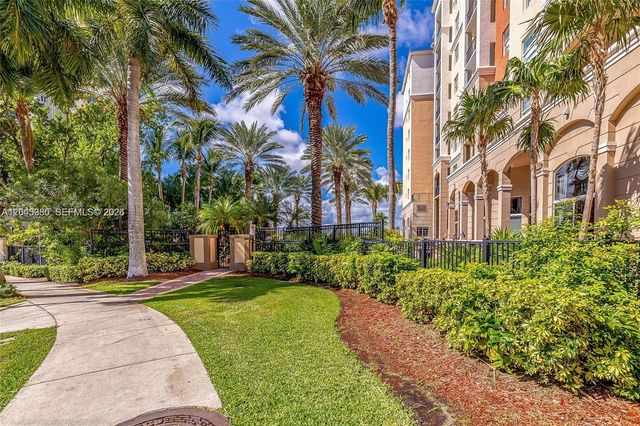 17150 N Bay Rd 2222, Sunny Isles Beach, FL 33160