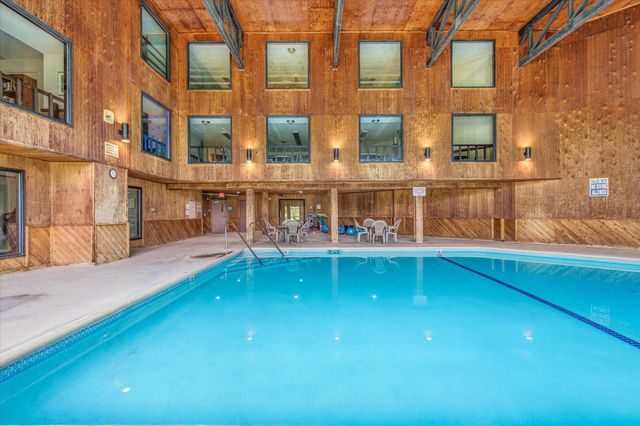 132 Demont Avenue 221, Little Canada, MN 55117