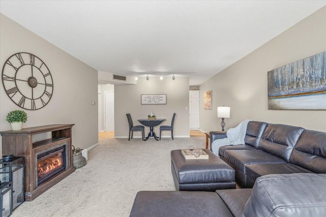 132 Demont Avenue 221, Little Canada, MN 55117