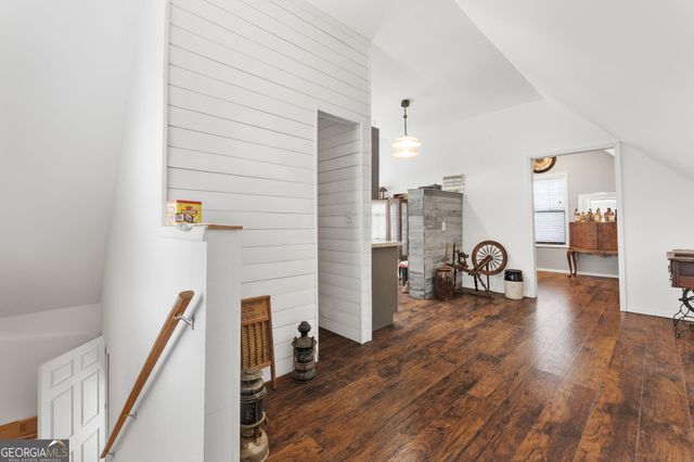 150 Crestview Road, Jackson, GA 30233