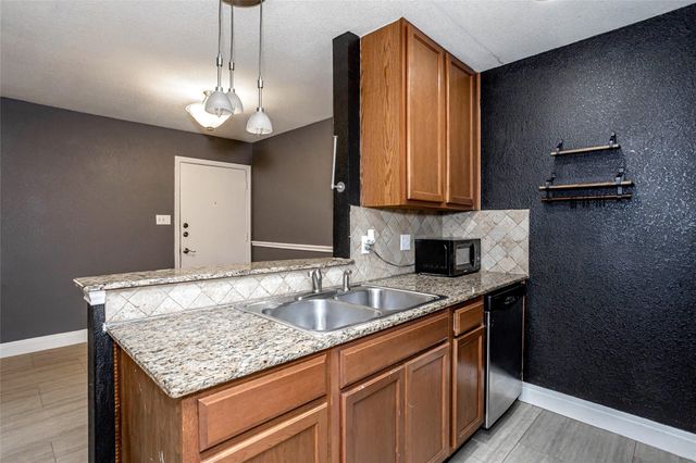 4306 Avenue A 111, Austin, TX 78751