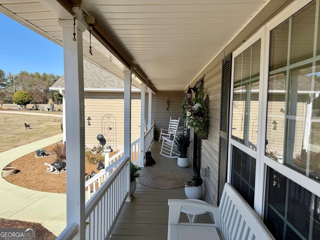 733 Woodland Way, Dewy Rose, GA 30634