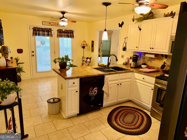 733 Woodland Way, Dewy Rose, GA 30634