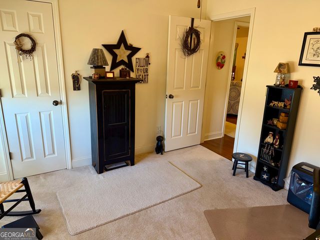 733 Woodland Way, Dewy Rose, GA 30634