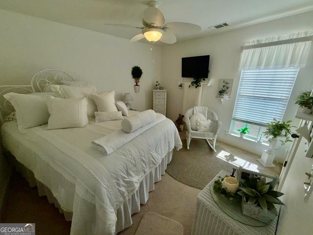 733 Woodland Way, Dewy Rose, GA 30634