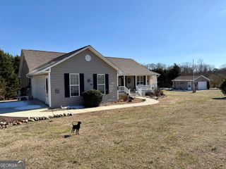 733 Woodland Way, Dewy Rose, GA 30634